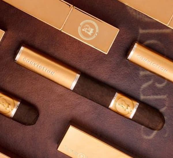Senior Lord premium cigar craftsmanship detail